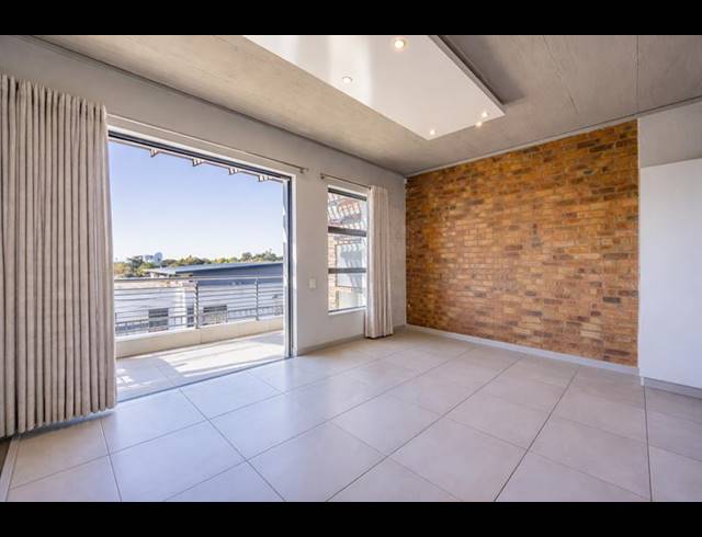 2 BEDROOM APARTMENT FOR SALE IN HAZELWOOD